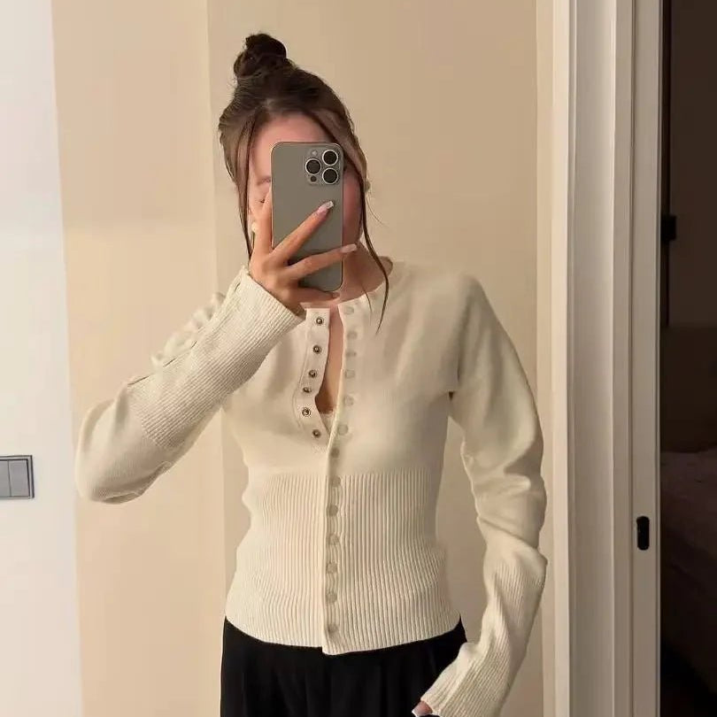 SOKYND Elena Buttoned Slim Cardigan CardiganSOKYND-421975-WHI-S-62743WhiteS