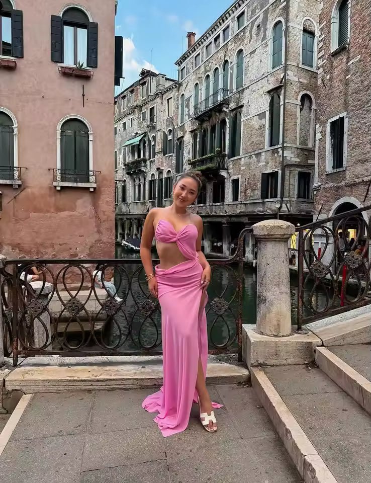 Sienna Twist Cut Out Maxi Dress