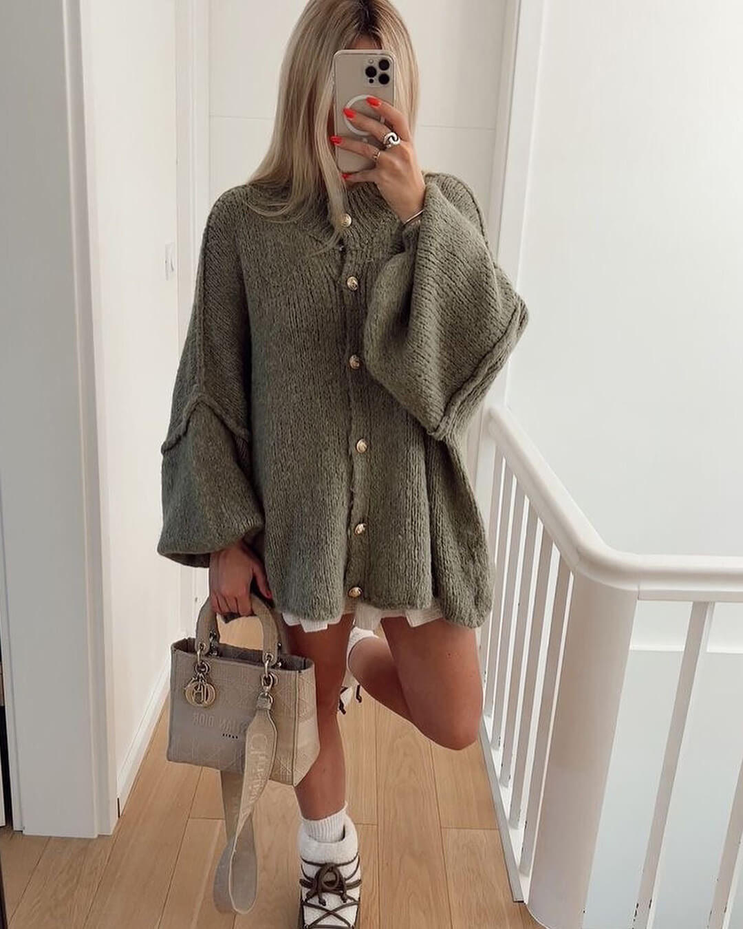 Lisa Long Cardigan Knit