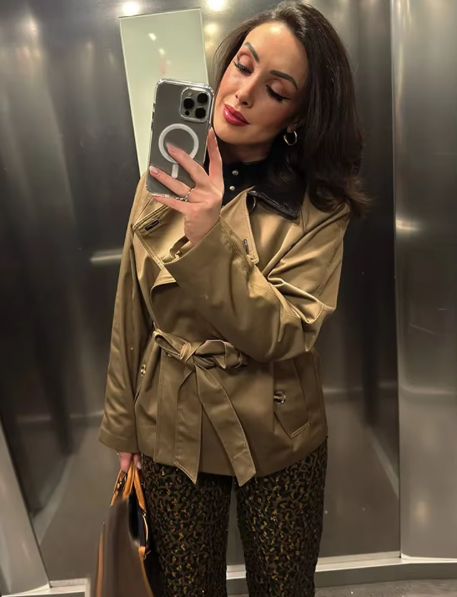 Hanna Contrast Collar Belted Trench Coat